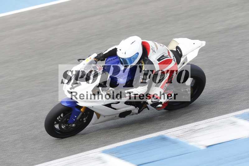 /02 28.-31.01.2025 Moto Center Thun Jerez/blau-blue/84